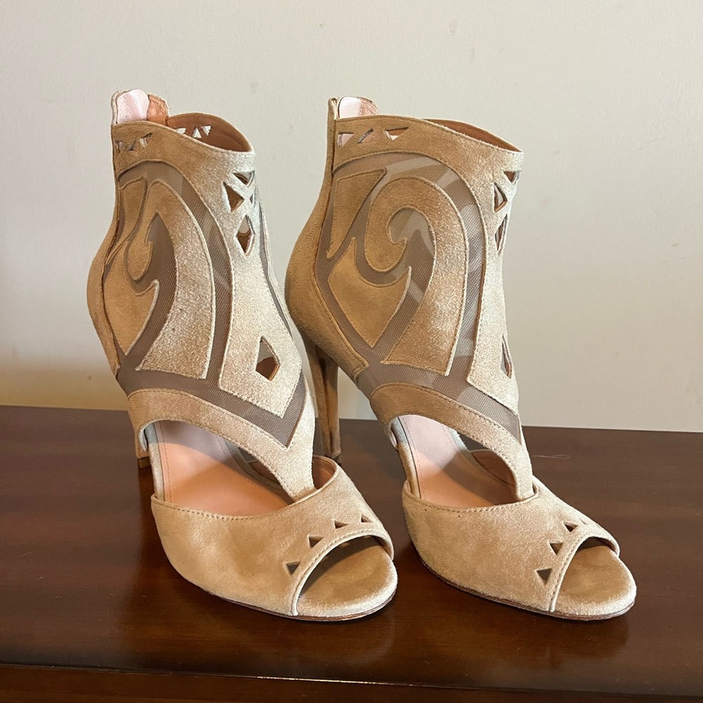 Sigerson Morrison Heels 7.5 B